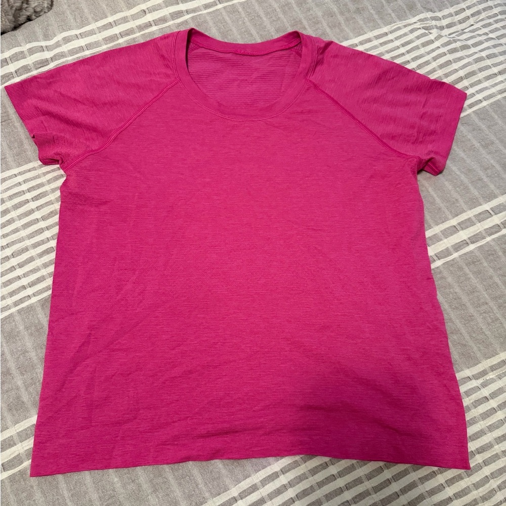Lulu lemon swiftly top
